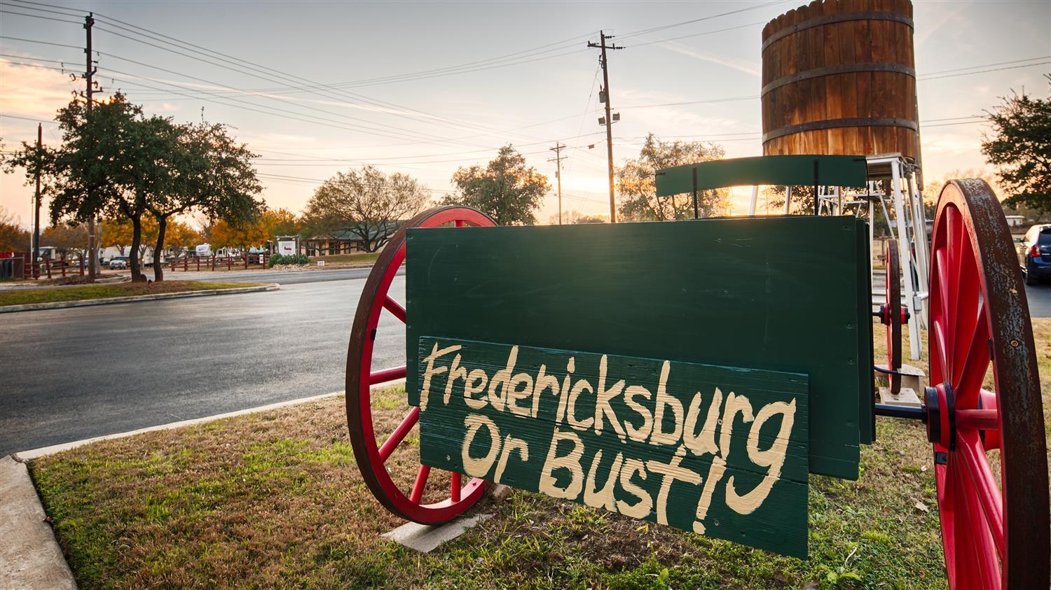 Best Western Plus Fredericksburg Exterior photo